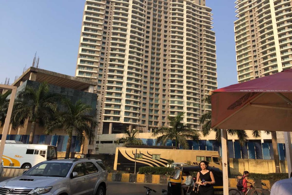 Andheri West Residential Homes Complexes Neighbourhood