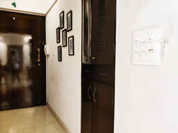 Luxurious Apartment Raheja Empress Mumbai