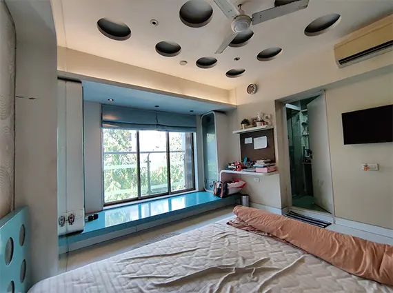Bedroom of 3 BHK Apartment Juhu Mumbai