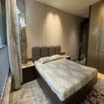 6 BHK Jodi Flat Oberoi Esquire Goregaon Full Height Bedroom