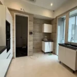 5 BHK Windsor Grande Oshiwara Rental Modern Modular Kitchen