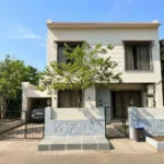 3 BHK Bungalow Green Garden Chembur Mumbai Exterior Front View Of Independent Bungalow With Gate Parking Area Balcony And Tree In Front Yard