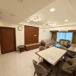 3 BHK Maker Tower Cuffe Parade Dining Area And Living Room